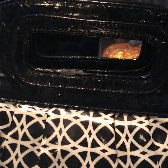 Vera Bradley Handbag Good Condition - Picture 4 of 7